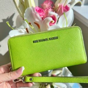 Michael Kors Wristlet